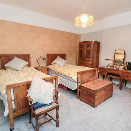 度假居 The Grange