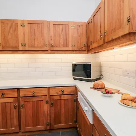 度假居 The Grange